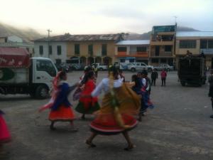 1013277_645775085433170_1144355835_n